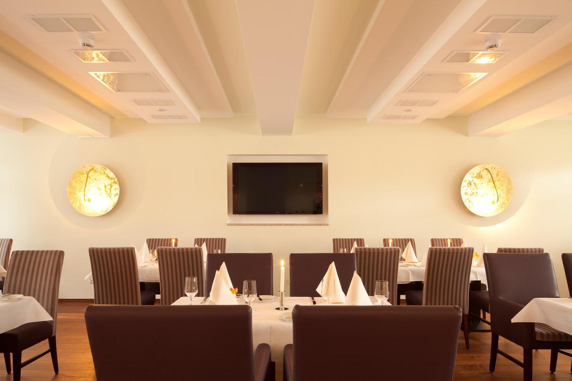 Zu Den Drei Linden Hotel Wermelskirchen Kültér fotó