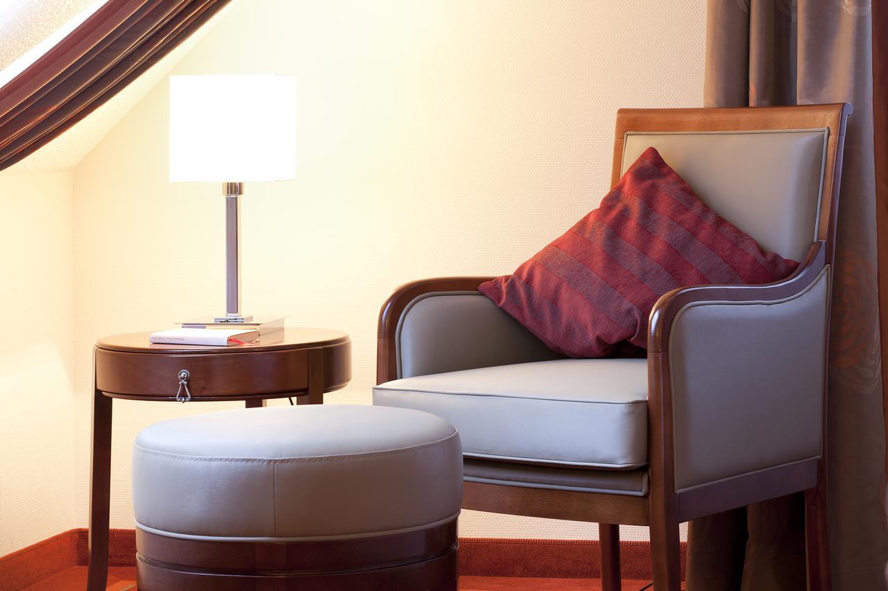 Zu Den Drei Linden Hotel Wermelskirchen Szoba fotó